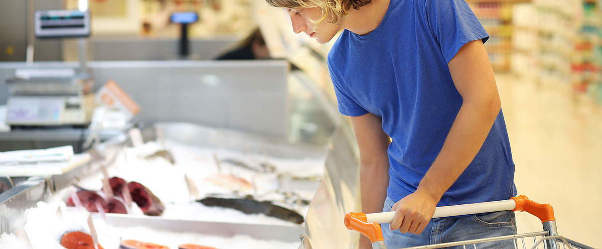 Supermarkt Tiefkühlfischtheke ©VLG / iStock / Getty Images Plus