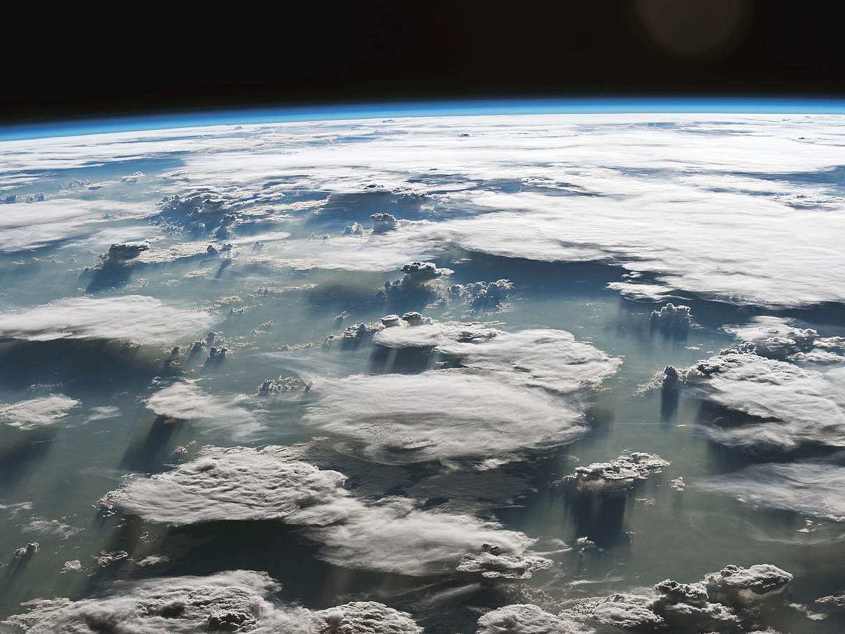 Regenwolken über dem Amazonas © NASA