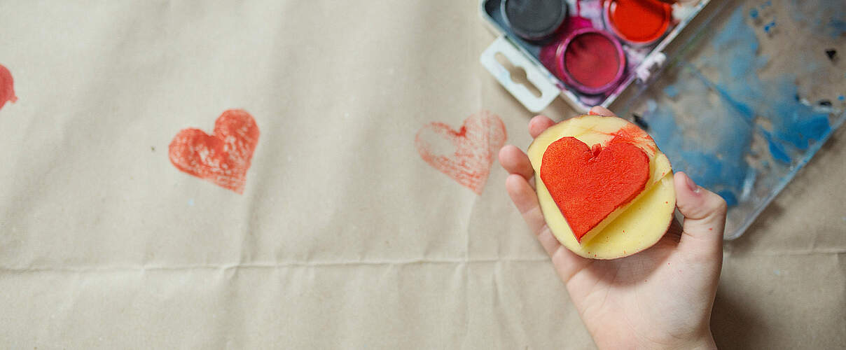 Kartoffelstempel in Herzform