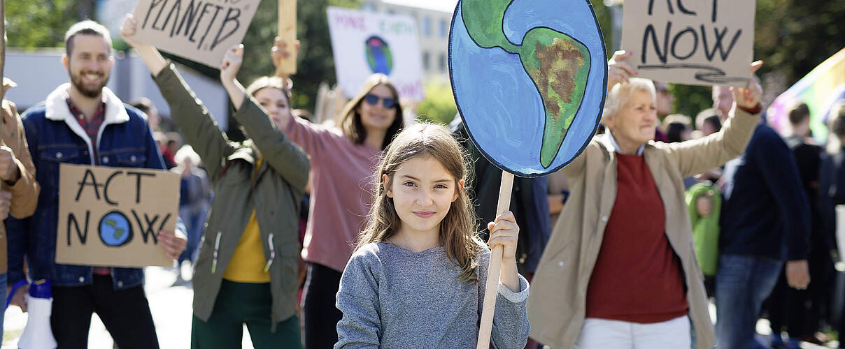 Demo für mehr Klimaschutz © Halfpoint / GettyImages