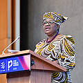 Die Generaldirektorin der Welthandelsorganisation (WTO), Ngozi Okonjo-Iweala, spricht während der Vorstellung der Ausgabe 2025 des World Trade Reports in Genf