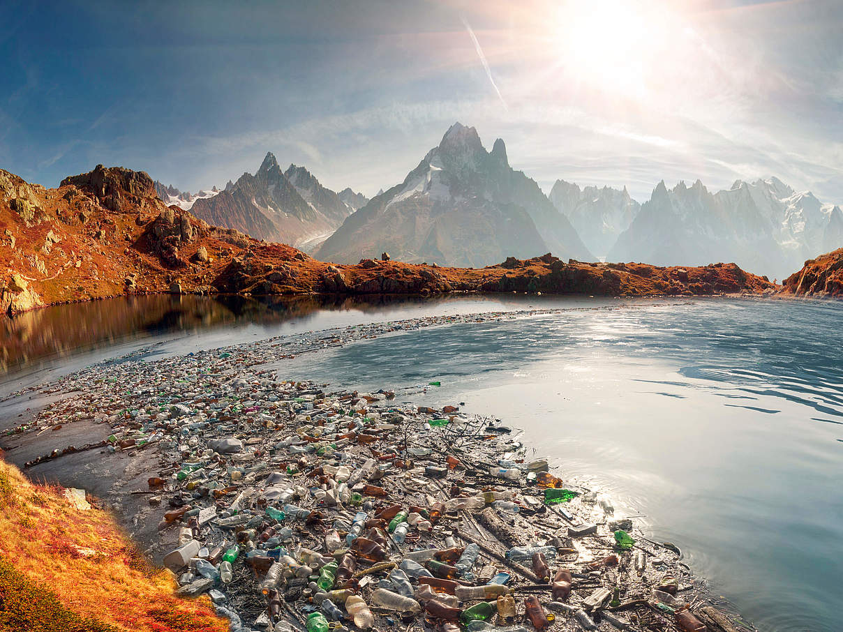 Plastikmüll an abgelegenen Orten © Shutterstock / Roman Mikhailiuk / WWF Plastikmüll an abgelegenen Orten © Shutterstock / Roman Mikhailiuk / WWF