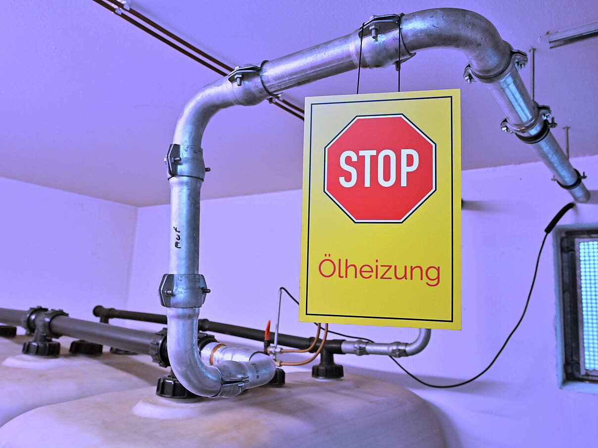 Austauschpflicht Ölheizung © IMAGO / Rolf Poss