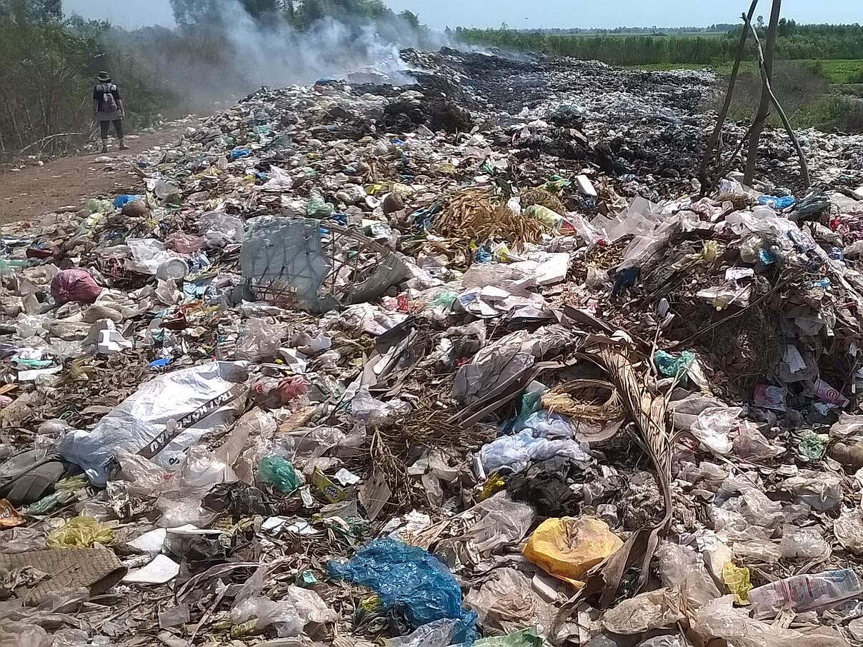 Illegale Müllhalde in Vietnam © Bernhard Bauske / WWF