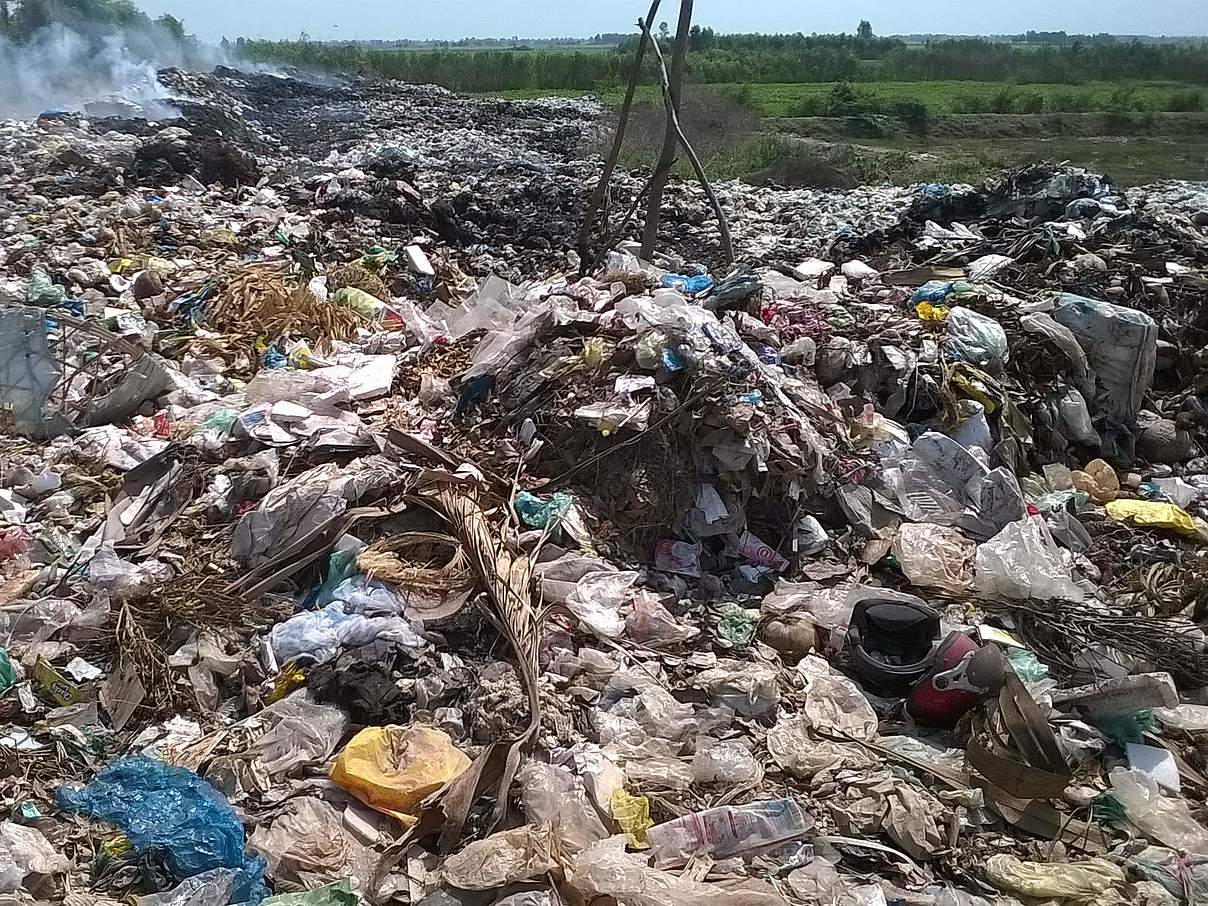 Illegale Müllhalde in Vietnam © Bernhard Bauske / WWF