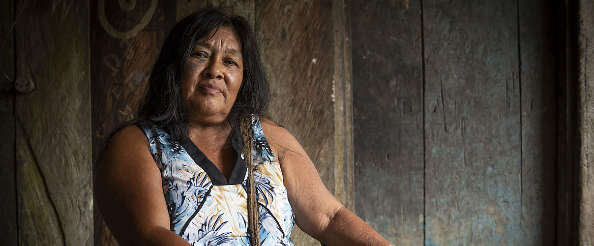 Portrait einer Indigenen Munduruku Frau, Tapajós Fluss © Andre Dib