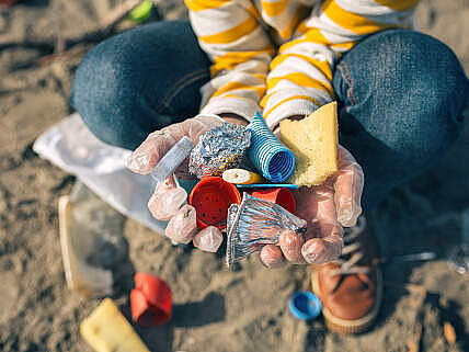 In der Natur gesammelter Müll