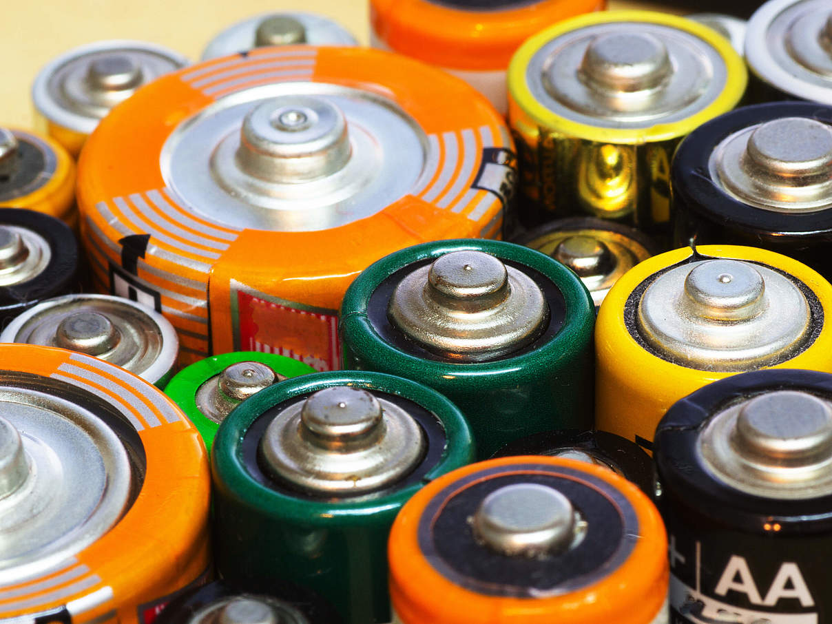 Alte Batterien © Imago Images / Karich