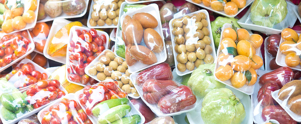 Gemüse eingeschweißt in Plastik