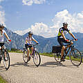 Eine Radtour in den Bergen © Blickwinkel