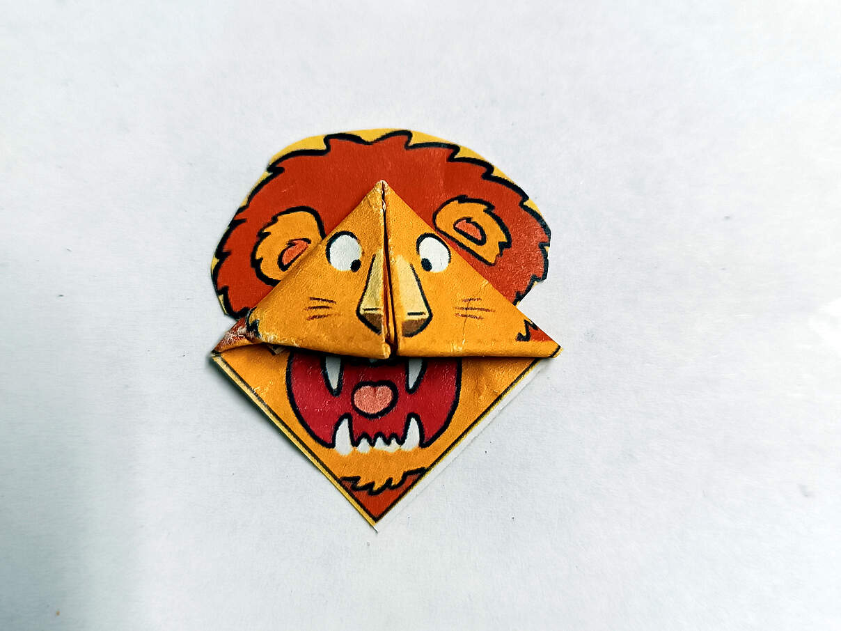 Löwen-Lesezeichen basteln