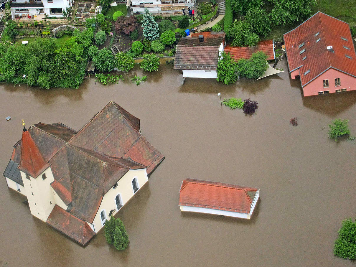 Kirche im Hochwasser / Chiemgau © Melanie Haft / Nautilus-Film Kirche im Hochwasser / Chiemgau © Melanie Haft / Nautilus-Film