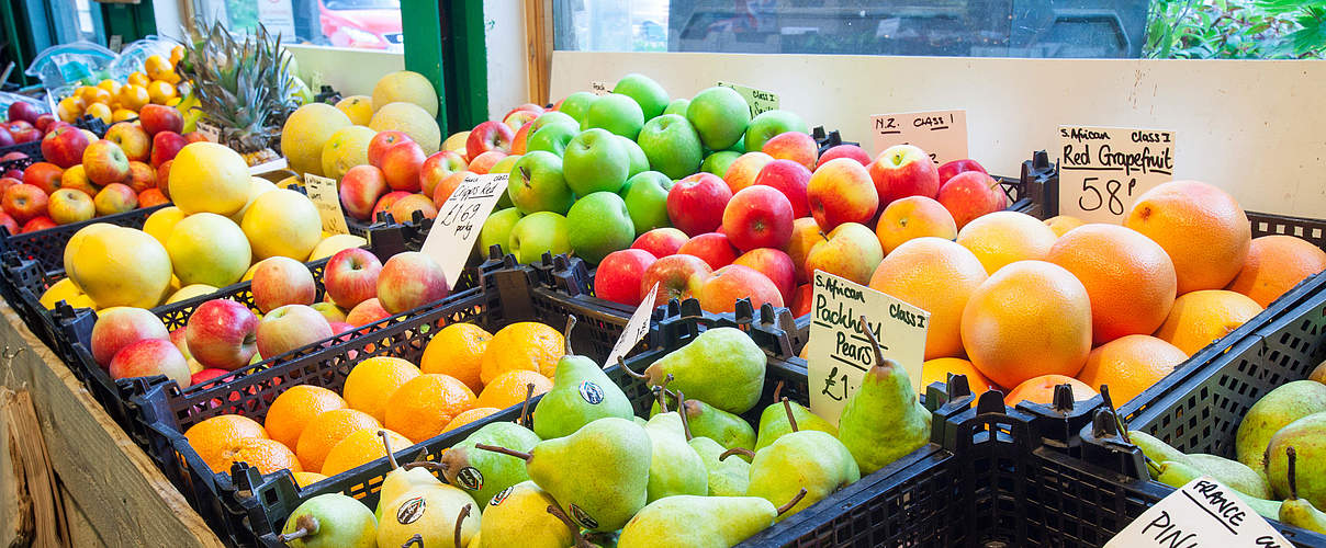 Obst im Supermarkt © Global Warming Images / WWF