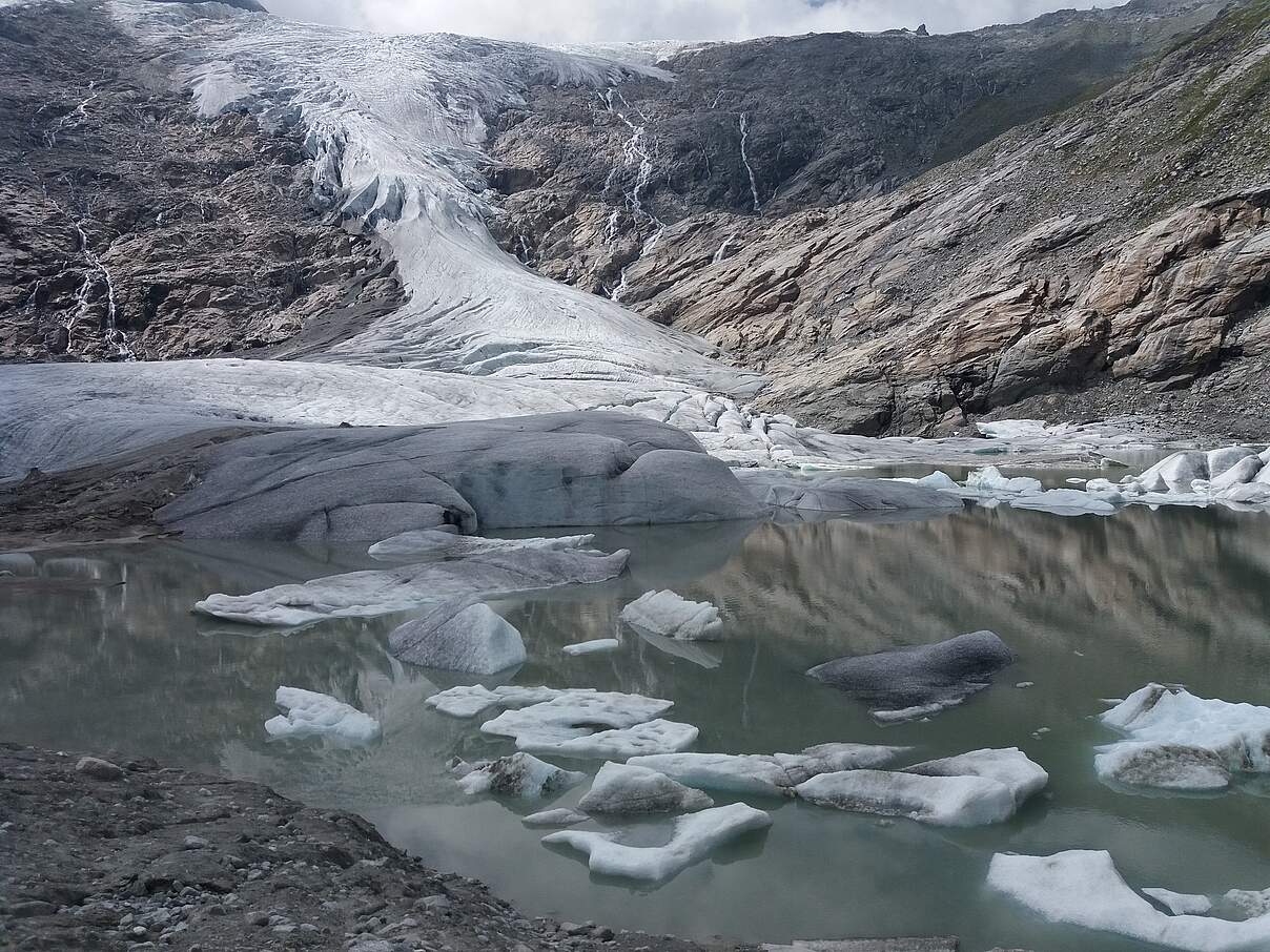 Gletscher-Schmelze im Nationalpark Hohe Tauern 