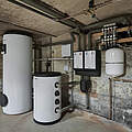 Neue Heiztechnologien wie eine Wärmepumpe helfen beim Energie sparen © Bernd Gabriel