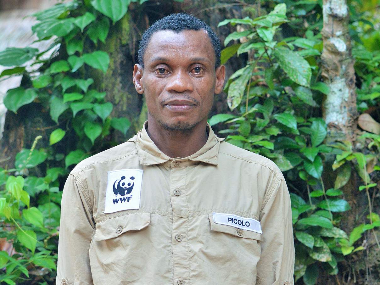 Paul Mboko, Tracker in Dzanga-Sangha © Emmanuel Konyal