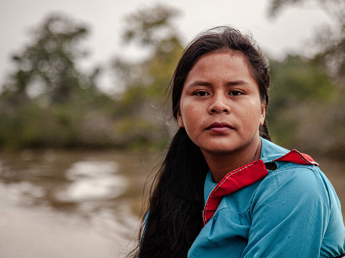 Indigene in Peru © Daniel Martínez / WWF-Peru