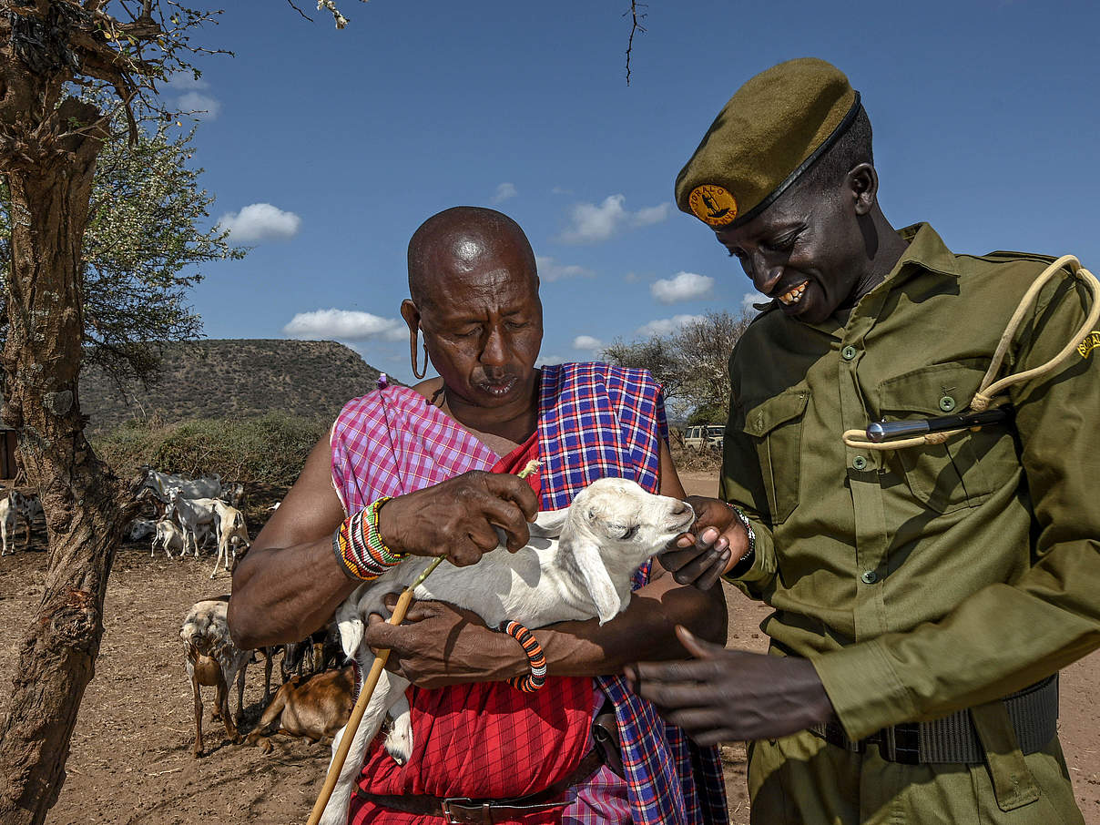 Ranger bei der Arbeit © Ami Vitale / WWF-UK