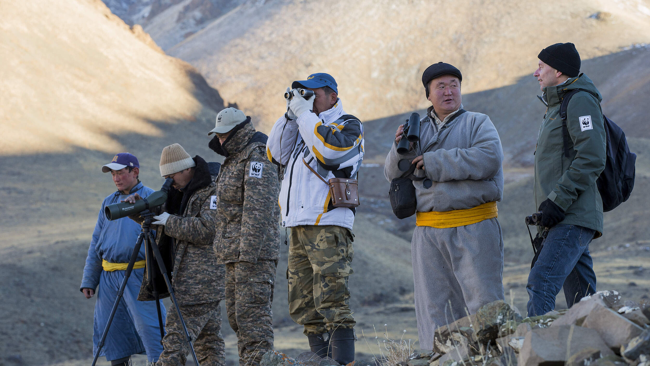 WWF-Mitarbeiter in der WWF-Projektregion Khaar Us Nuur National Park, Mongolei © Thorsten Milse / WWF