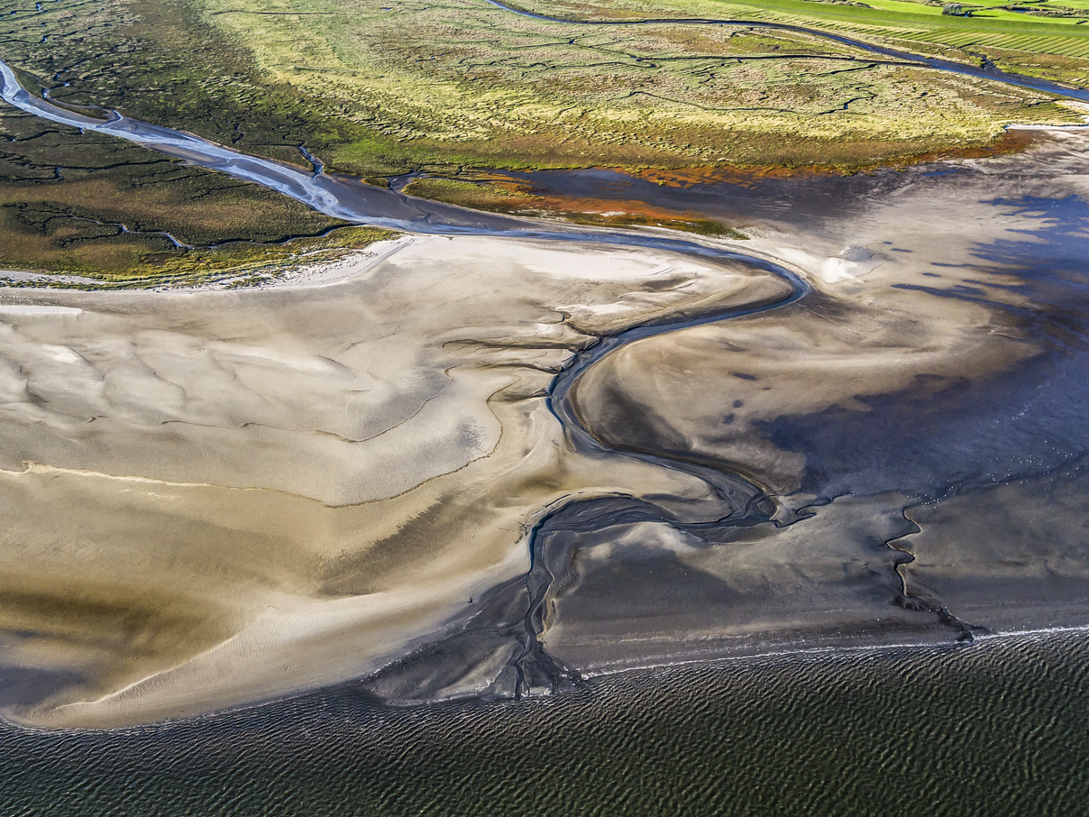 Wattenmeer Luftbild vom Watt mit Priel und Sandbank © Martin Stock