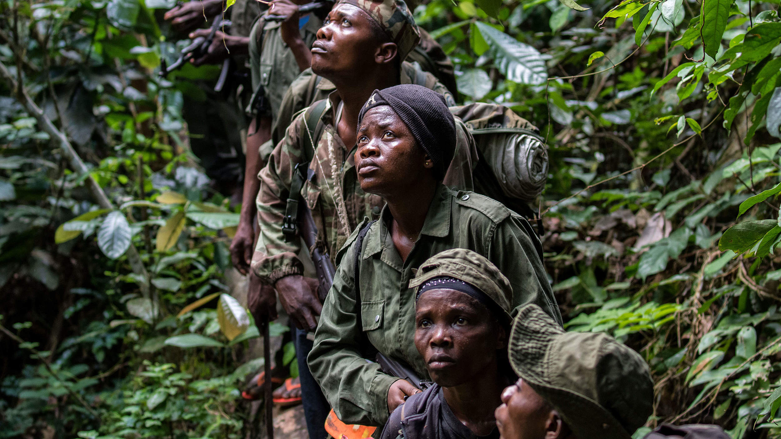 Ranger im Wald © Karine Aigner / WWF-US