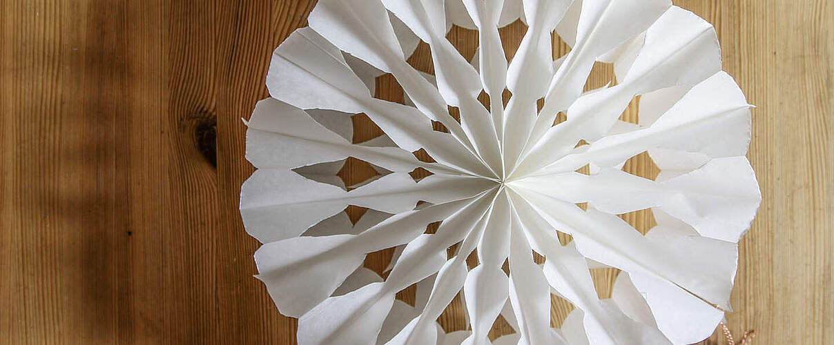Papierstern aus Butterbrottüten