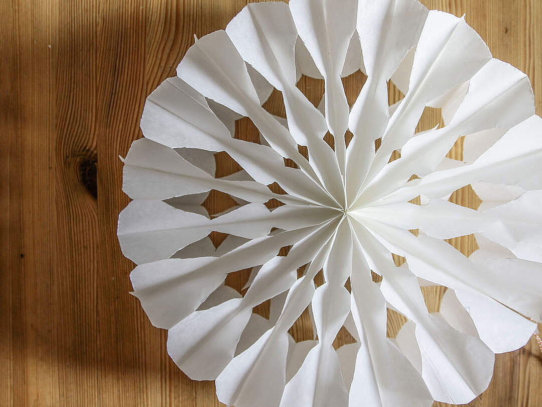 Papierstern aus Butterbrottüten
