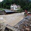 Das Hochwasser in der Gemeinde Schuld an der Ahr © picturealliance / REUTERS / Wolfgang Rattay