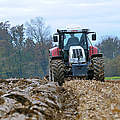 Bewirtschaftung eines Maisackers © agrarfoto