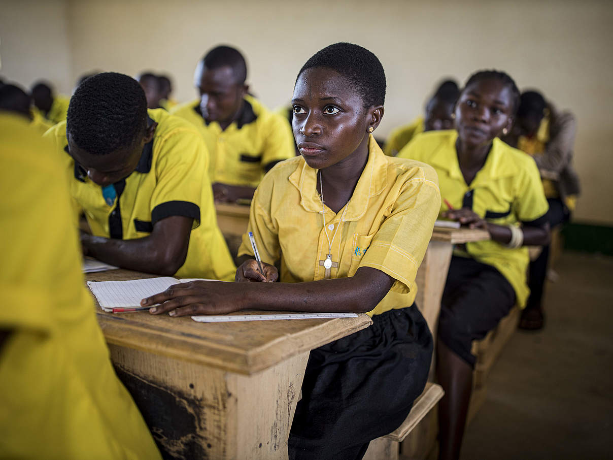 In der Sekundarschule in Bayanga © Thomas Nicolon / WWF Kongo