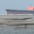 Wattenmeer Schiff vor Langeoog © Klemens Karkow