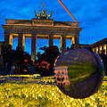 Earth Hour am Brandenburger Tor in Berlin © Peter Jelinek / WWF
