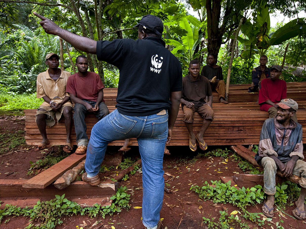 Baka in Kamerun © Brent Stirton / Getty Images / WWF-UK