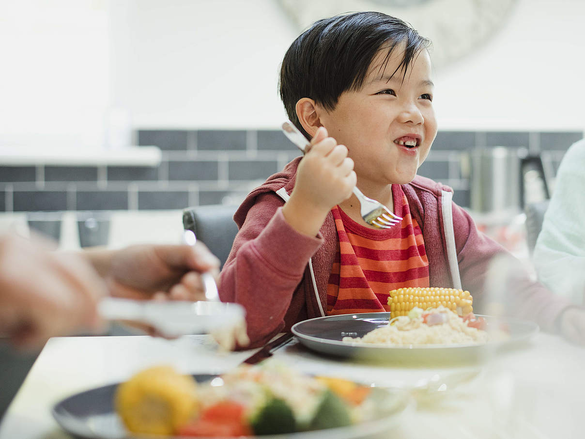 Lecker vegan essen und nebenbei den Planeten retten © DGLimages / iStock GettyImages