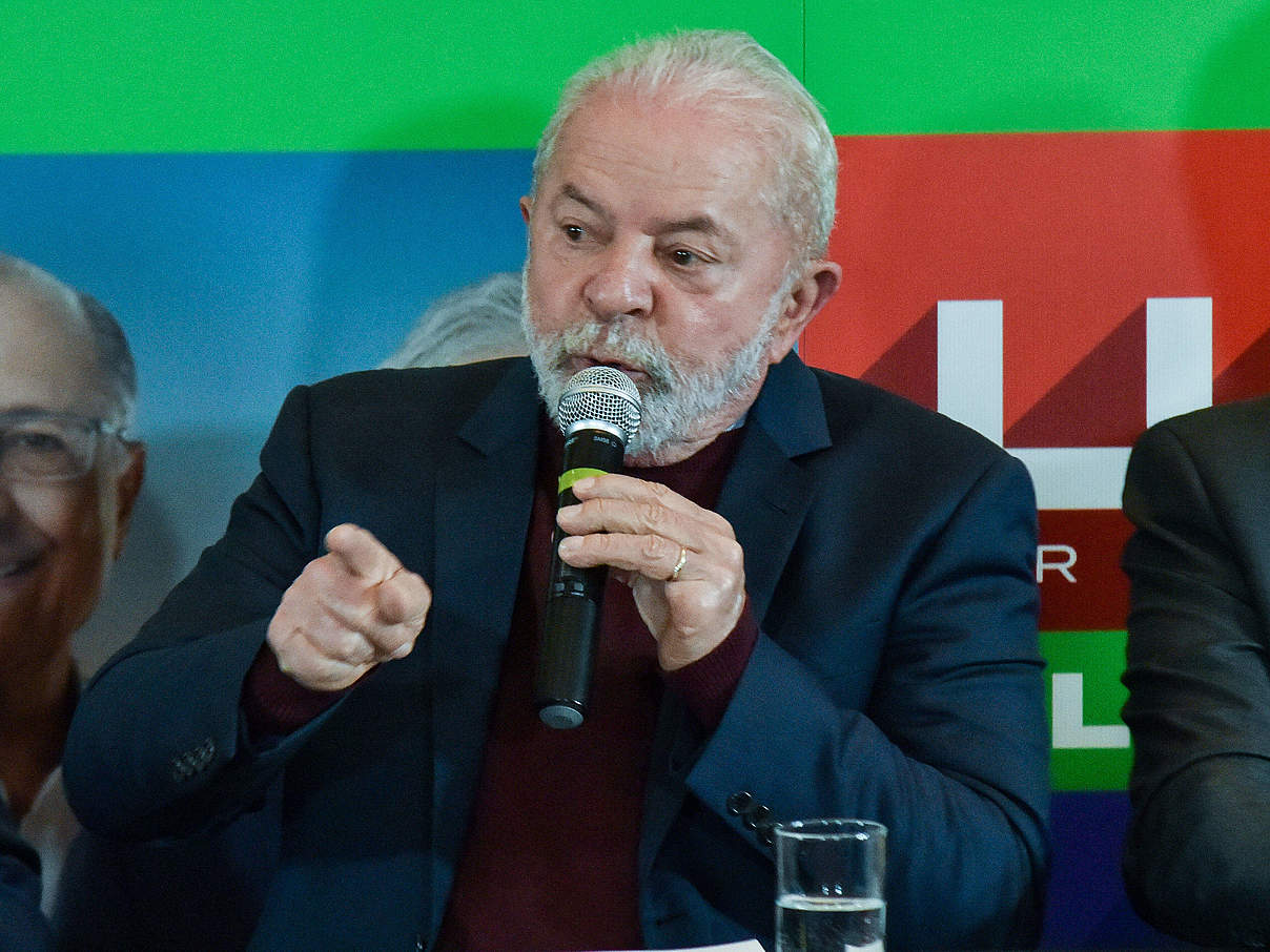 Lula da Silva, Herausforderer von Bolsonaro und Hoffnungsträger für den Amazonas © imago Fotoarena Roberto Casimiro Lula da Silva, Herausforderer von Bolsonaro und Hoffnungsträger für den Amazonas © imago Fotoarena Roberto Casimiro
