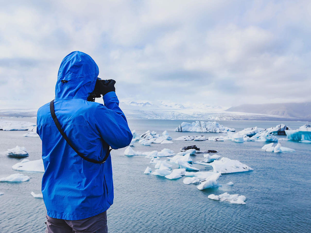 nature travel photographer taking photos in Iceland