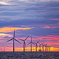 Windkraftanlage im Sonnenuntergang © Global Warming Images / WWF