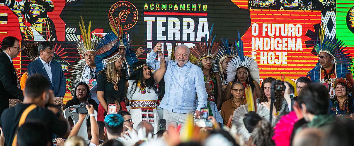 Präsident Lula unterschreibt ein Dekret zum Schutz indigener Territorien © Edgar Kanayko / WWF Brasilien