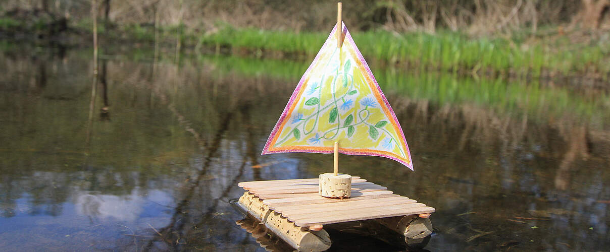 Floß aus Eisstielen 