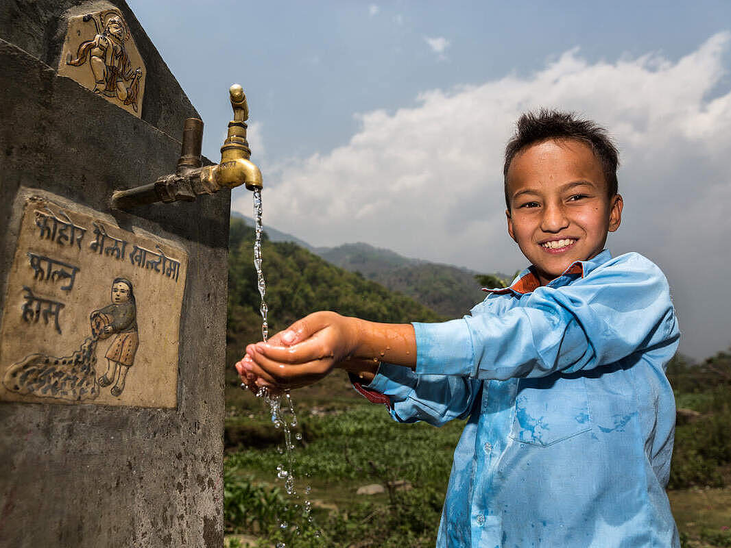 Junge in Nepal © Karine Aigner / WWF US