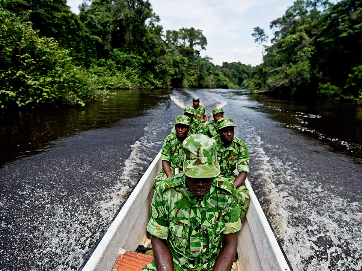 Nationalpark-Ranger © James Morgan / WWF