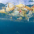 Plastikmüll in Indonesien © Vincent Kneefel / WWF