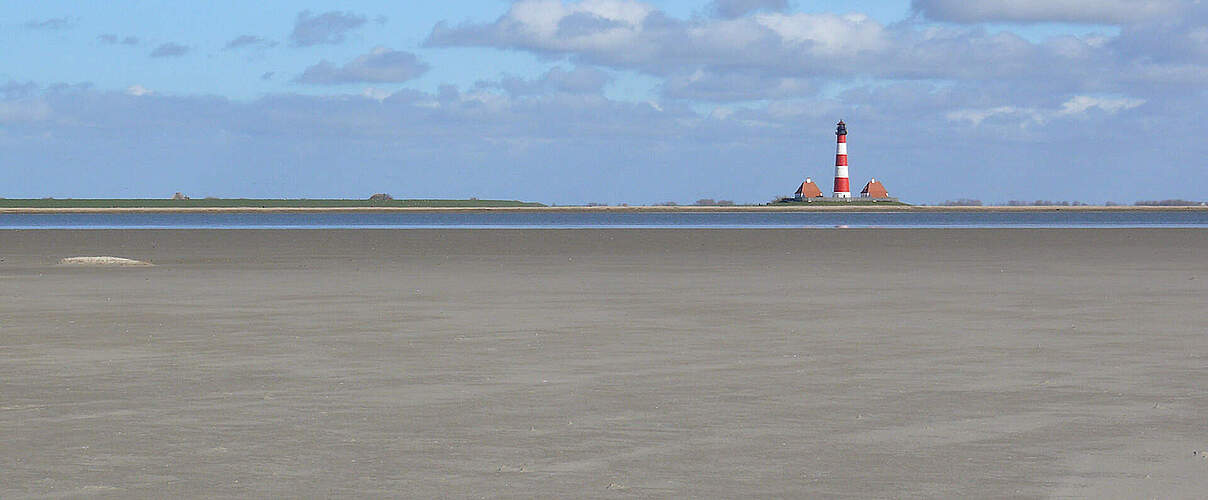 Leuchtturm von Westerhever im Wattenmeer 
