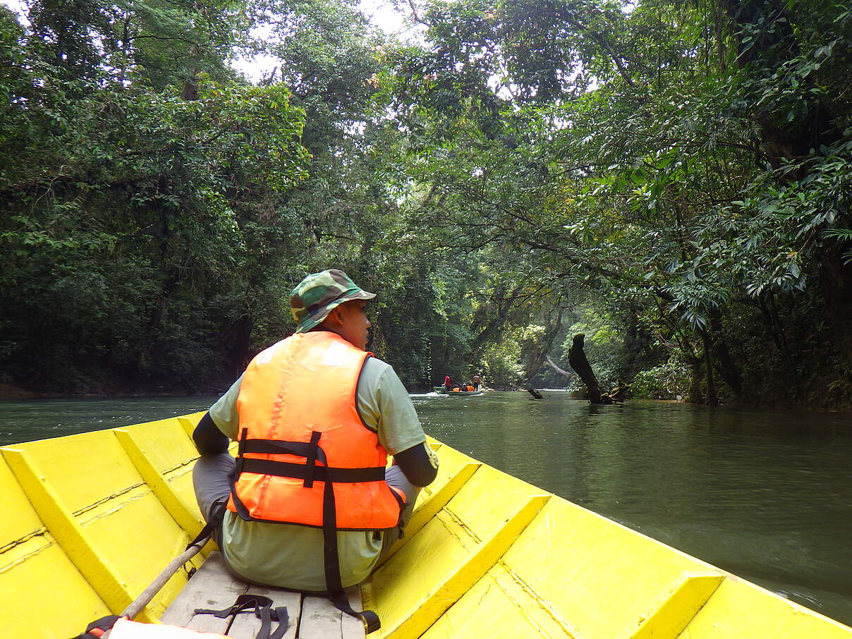 Erkundungstour auf dem Fluss Bloh.