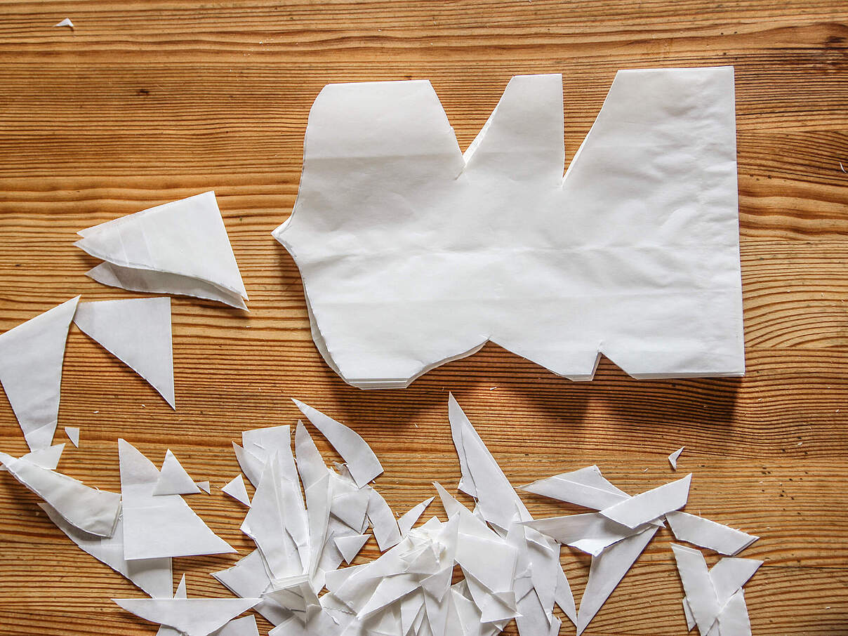 Papiersterne aus Butterbrottüten basteln