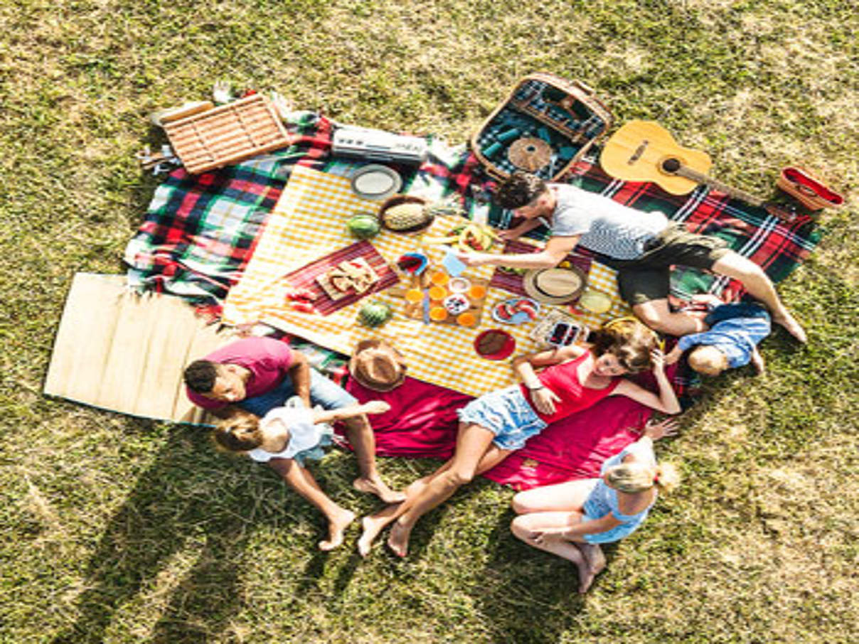 WWF ProtestPicknick Plastikflut © GettyImages