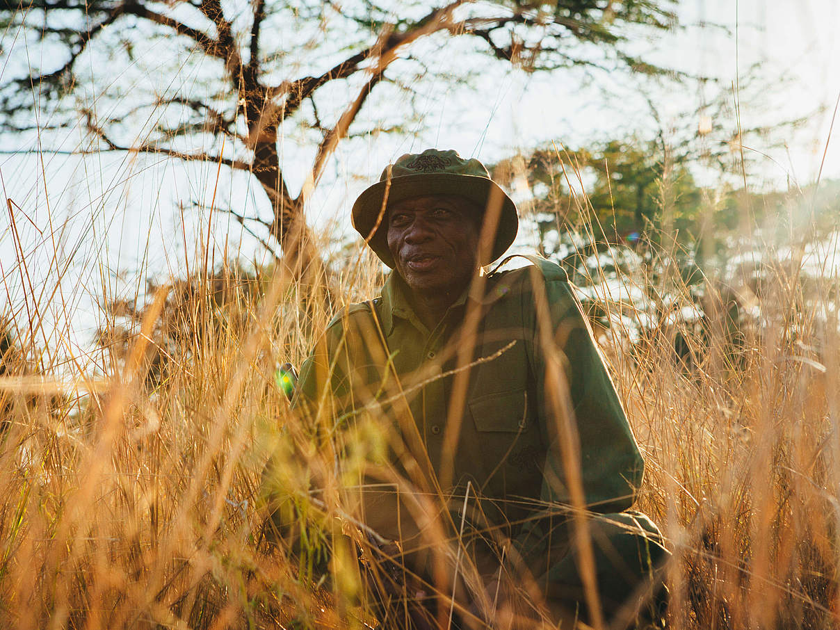 Ranger im Selous Reservat © Greg Armfield / WWF