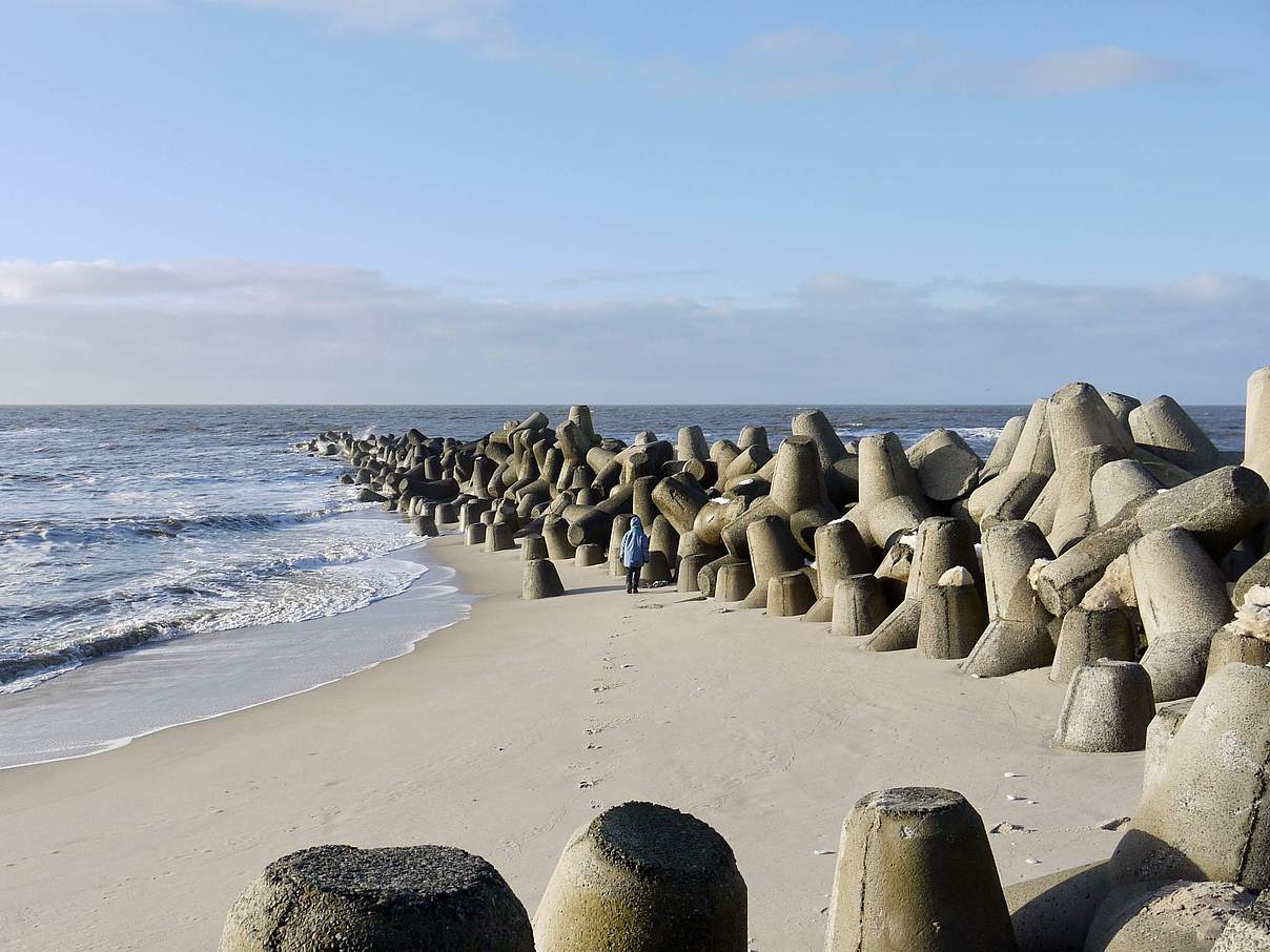 Beton-Tetrapoden im Wattenmeer © Hans-Ulrich Rösner / WWF