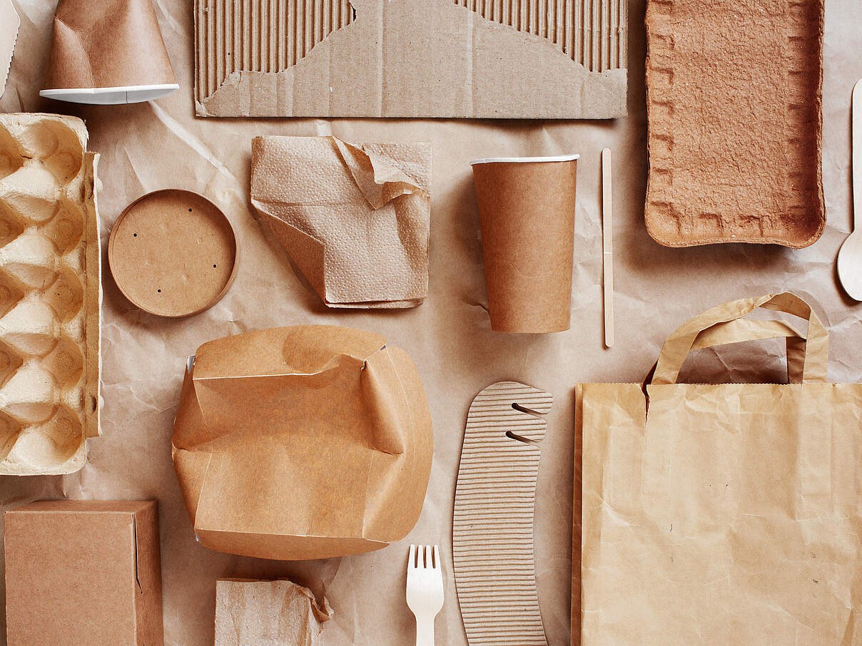 Einweg-Verpackungen aus Papier und Pappe