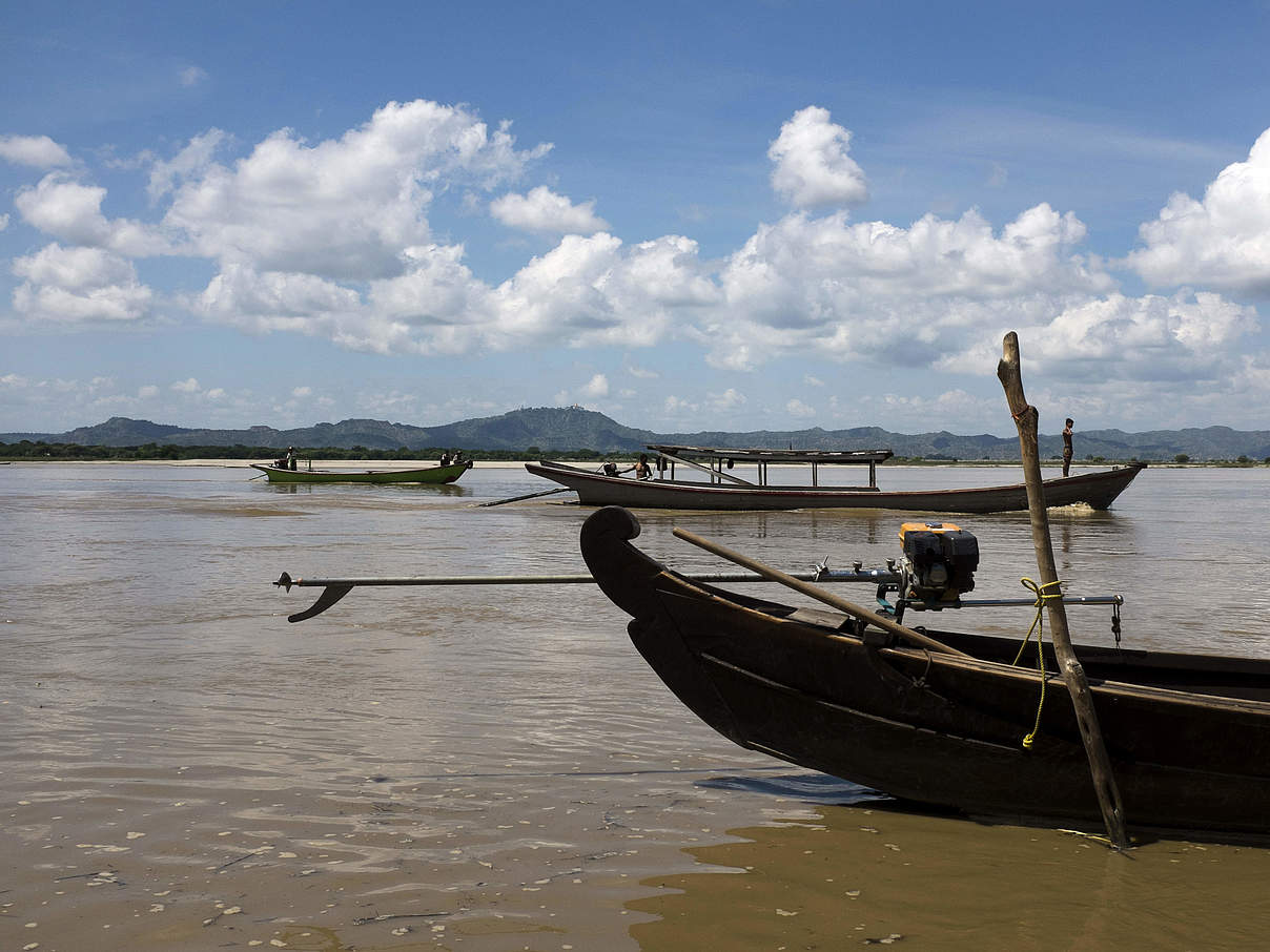 Fischerboote in Myanmar © Stephen Kelly / WWF-US Fischerboote in Myanmar © Stephen Kelly / WWF-US
